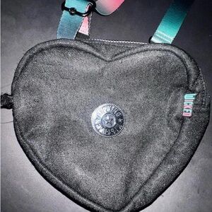 Kipling wicked X Heart Black Glitter crossbody